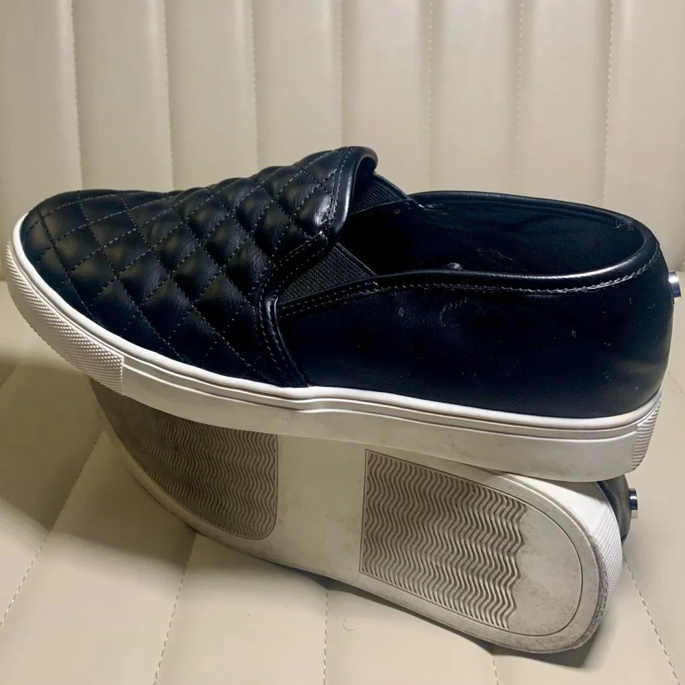 Steve Madden Eccentricq Quilted Shoes Womens Sz‎ 9 M Black Slip on Sneakers